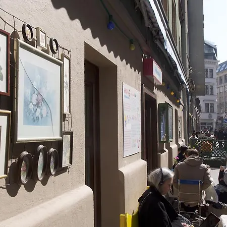 Operastreet City Center Santorin Apartment Vienna Exterior photo