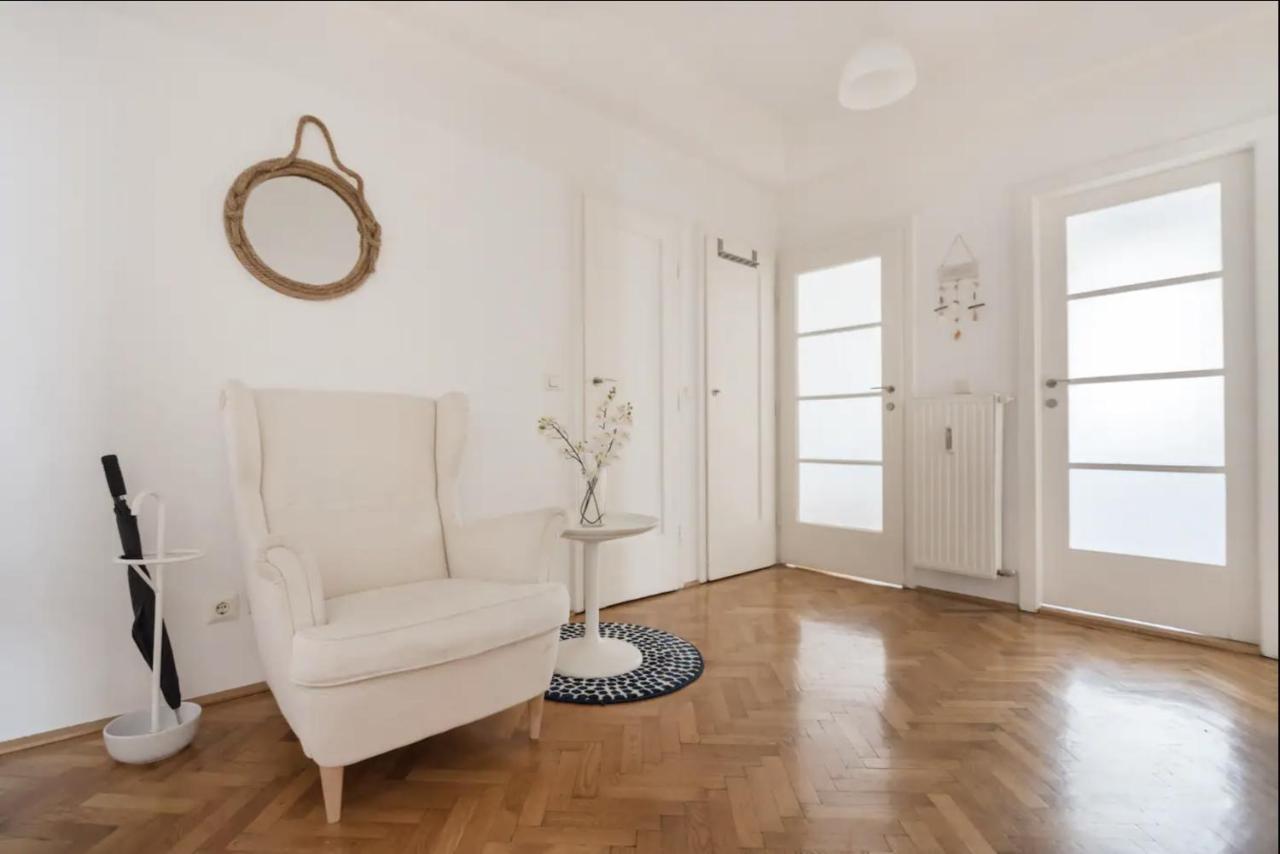 Operastreet City Center Santorin Apartment Vienna