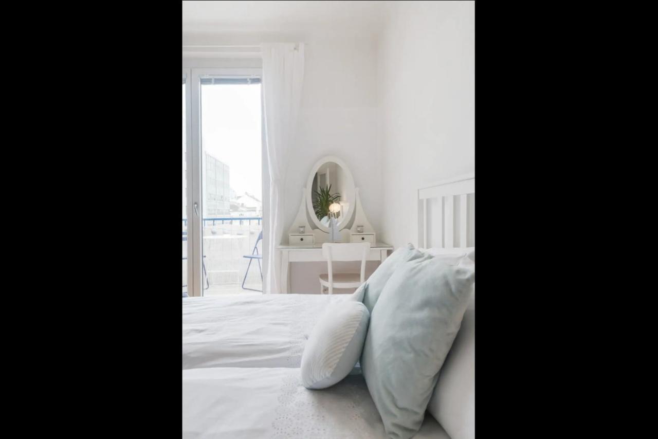 Operastreet City Center Santorin Apartment *